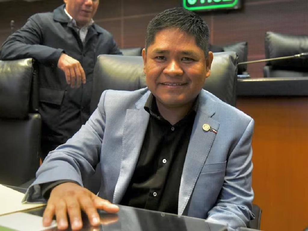 Erasmo Catarino: de La Academia al Senado; el cantante toma protesta como legislador
