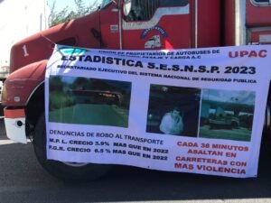 Robo al transporte de carga en México superan niveles prepandemia, alerta la AMIS