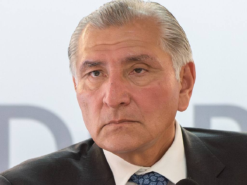 “Saludos a La Barredora”: gritan a Adán Augusto en CDMX