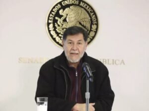 “¡Fuera Noroña!”, la consigna que retumba en su casa de Tepoztlán