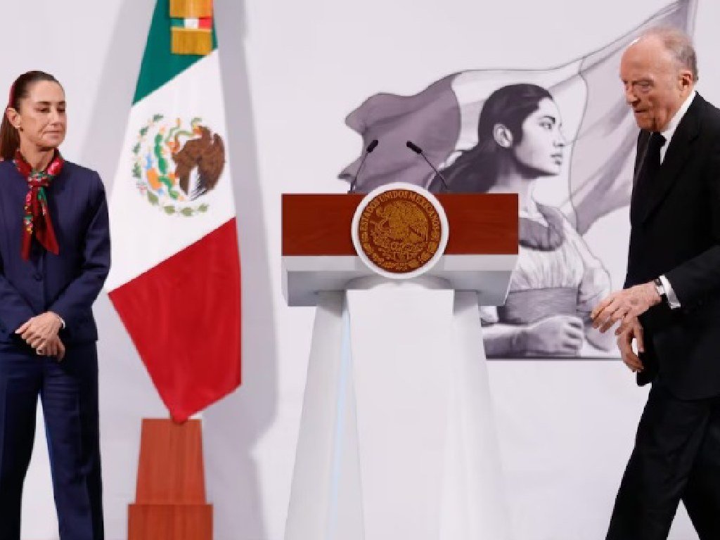 Sheinbaum y FGR aclaran: marino que se quitó la vida no tenía vínculos con huachicol fiscal; “es un asunto de otra naturaleza”