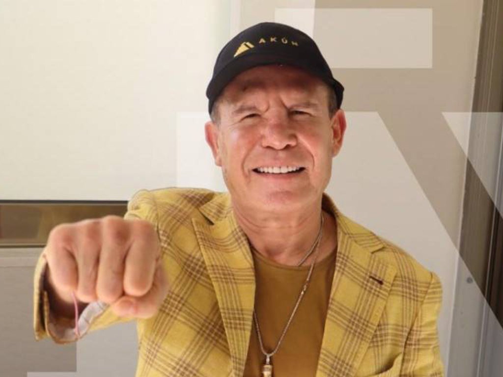 Julio César Chávez supera cirugía y se recupera favorablemente