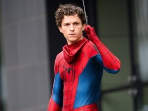 Tom Holland sufre accidente durante el rodaje de la nueva entrega de Spider-Man