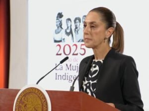 Sheinbaum descarta retroactividad en Ley de Amparo y llama a respetar la Constitución