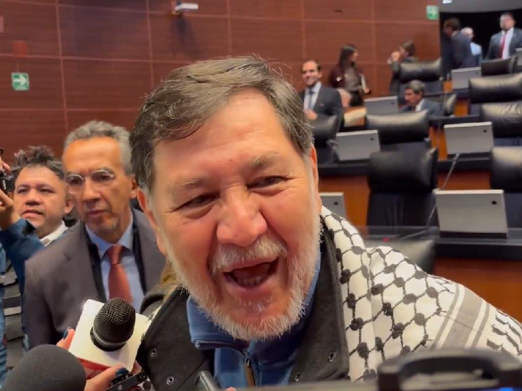 Fernández Noroña minimiza polémica por avión privado: “Es un taxi aéreo”