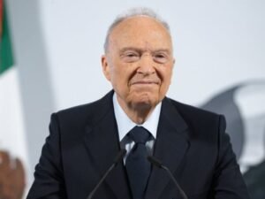 Oficialismo da luz verde a la salida de Gertz Manero de la FGR