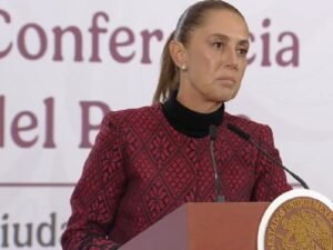 Sheinbaum mantiene registro de celulares y atribuye errores de datos a telefónicas