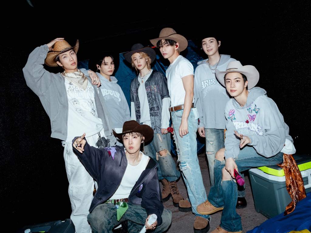 BTS se despide de CDMX: “Me siento como en casa” y sorprende con mensajes en español